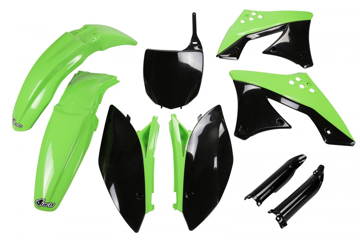 UFO KOMPLET PLASTIKÓW (FULL KIT) Z OSŁONAMI TELESKOPÓW (AMORTYZATORÓW) KAWASAKI KXF 250 '09- '12 KOLOR OEM (ZIELONY/CZARNY) (KA212E999)